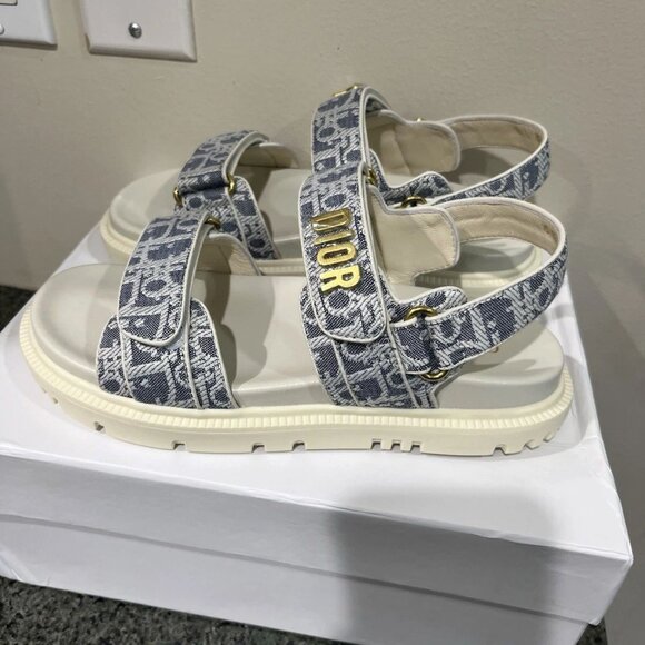 Dior Dioact Sandals Women’s Size 8 EU 38 Oblique Gray Gold Logo New w/ Box - Picture 1 of 5